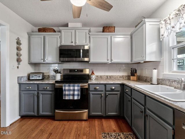9721 Weathering Court, Zebulon, NC 27597