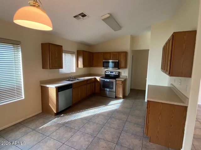 11425 W PINEHOLLOW Drive, Surprise, AZ 85378