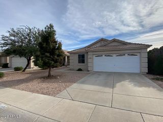 11425 W PINEHOLLOW Drive, Surprise, AZ 85378