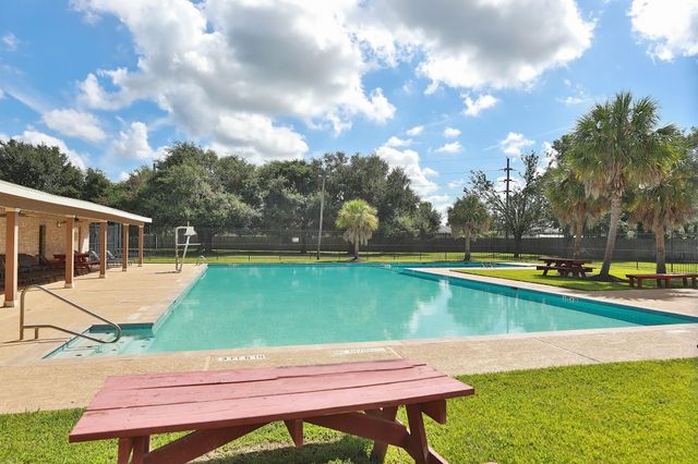 14243 Bella Drive, Cypress, TX 77429