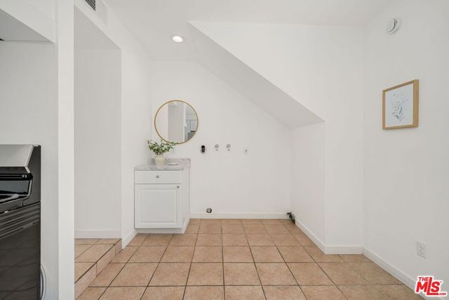 4812 Seldner Avenue, Los Angeles, CA 90032