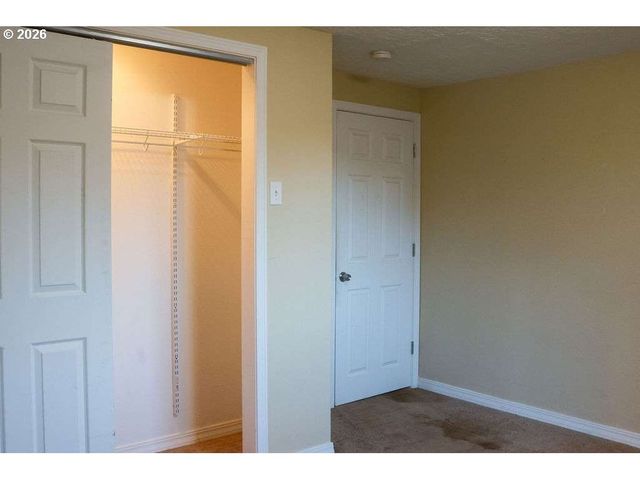 40 Se 133RD Ave B, Portland, OR 97233