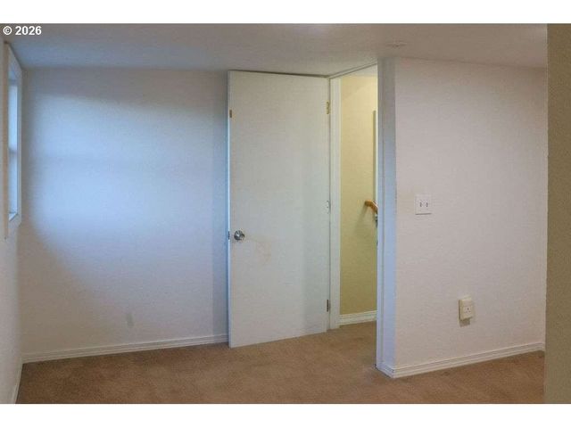 40 Se 133RD Ave B, Portland, OR 97233