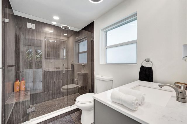 539 NE 25th Street, Wilton Manors, FL 33305