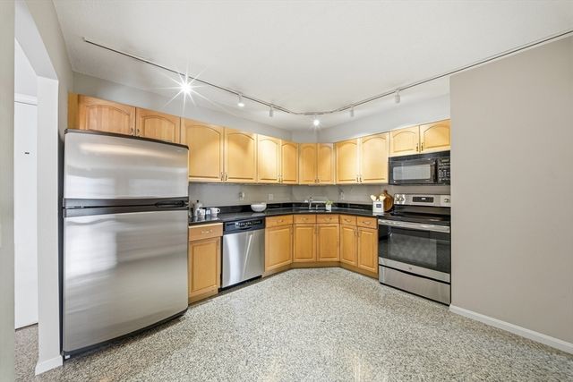 131 Coolidge Avenue 526, Watertown, MA 02472