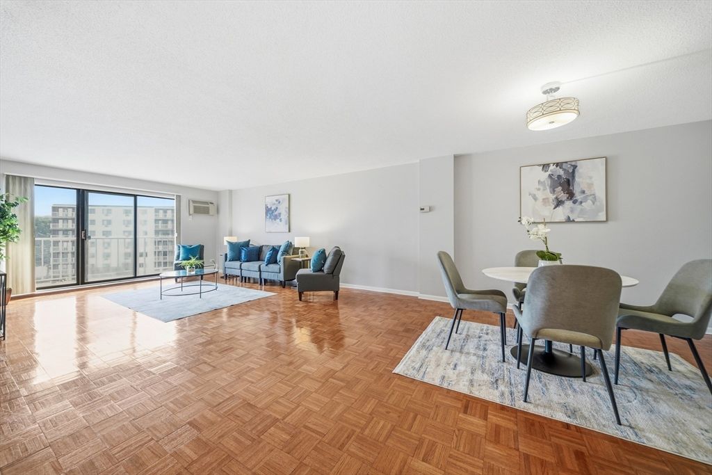 131 Coolidge Avenue 526, Watertown, MA 02472