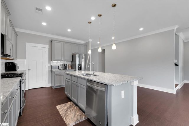 313 Bristle Fern Trail, Simpsonville, SC 29680