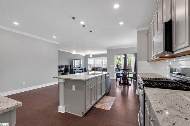 313 Bristle Fern Trail, Simpsonville, SC 29680