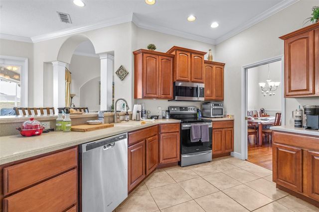 6798 HARTSWORTH DRIVE, Lakeland, FL 33813