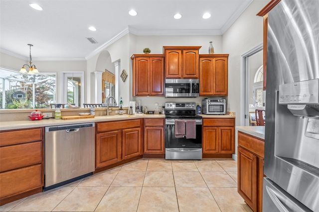 6798 HARTSWORTH DRIVE, Lakeland, FL 33813