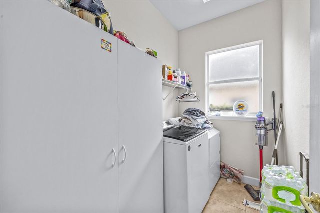 6798 HARTSWORTH DRIVE, Lakeland, FL 33813