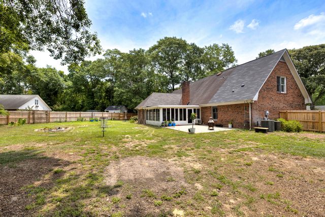 2801 Widgeon Way, Sumter, SC 29150