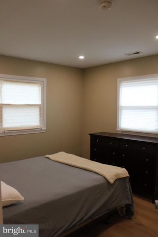 214 SCAMMELL DR, Browns Mills, NJ 08015