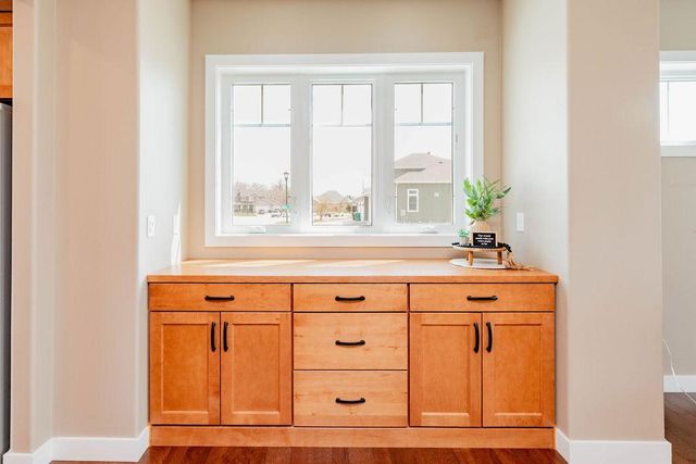 126 37th Avenue E, West Fargo, ND 58078