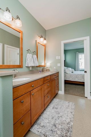 126 37th Avenue E, West Fargo, ND 58078