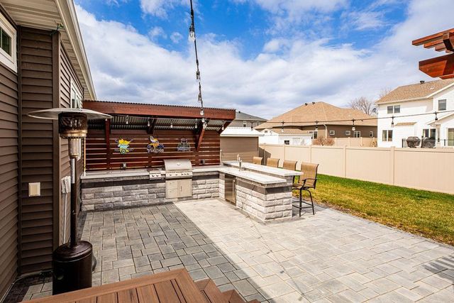 126 37th Avenue E, West Fargo, ND 58078