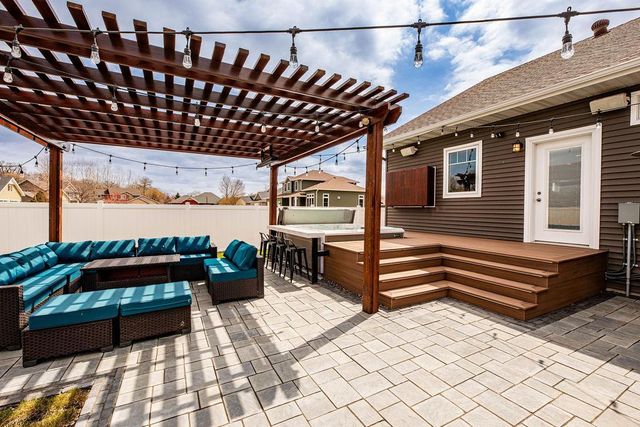 126 37th Avenue E, West Fargo, ND 58078