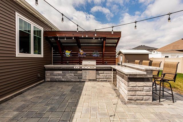 126 37th Avenue E, West Fargo, ND 58078