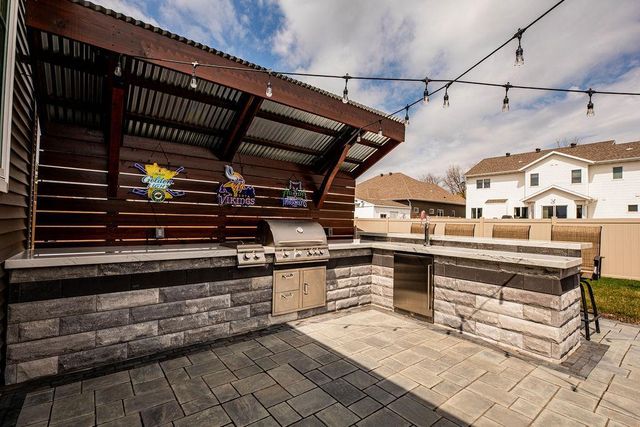 126 37th Avenue E, West Fargo, ND 58078