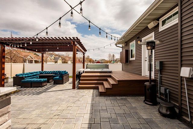 126 37th Avenue E, West Fargo, ND 58078