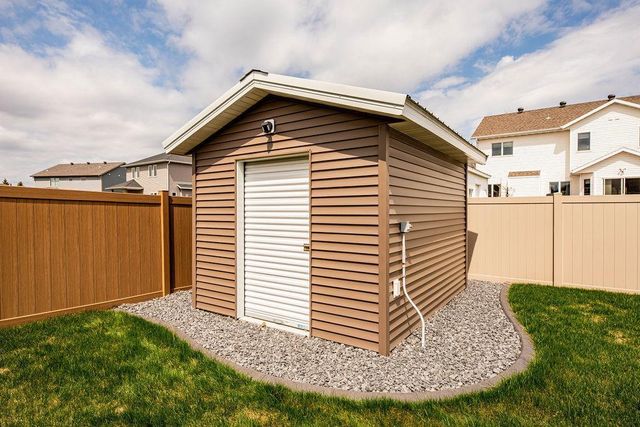 126 37th Avenue E, West Fargo, ND 58078