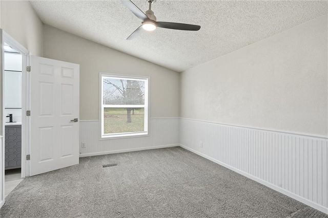 352 SE 75th Road, Warrensburg, MO 64093