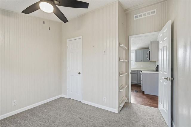 352 SE 75th Road, Warrensburg, MO 64093