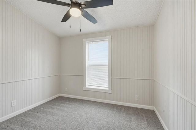 352 SE 75th Road, Warrensburg, MO 64093