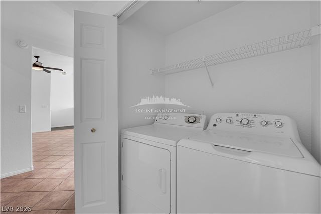 520 Arrowhead Trail 422, Henderson, NV 89015