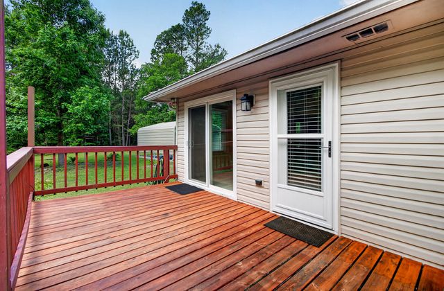 1105 County Line Road, Cross, SC 29436