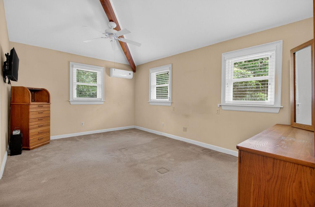 Image 16 of property listing at 1105 County Line Road, Cross, SC 29436