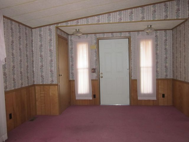 52484 N Point Drive, Mattawan, MI 49071