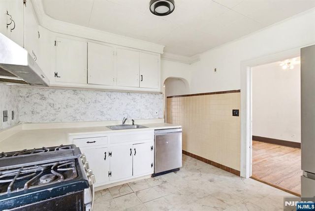 632 Grier Avenue, Elizabeth, NJ 07202