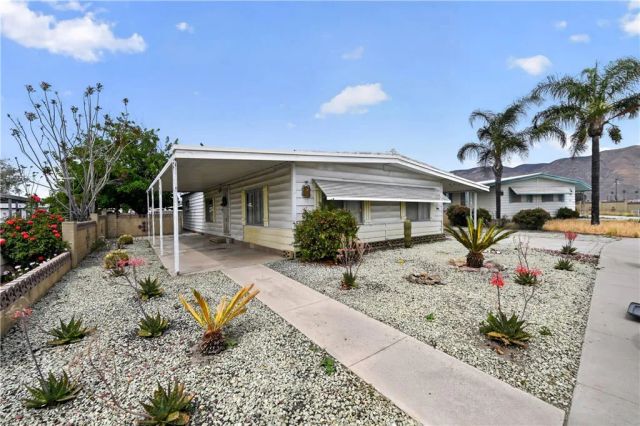 143 Palomar, San Jacinto, CA 92582