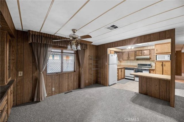 143 Palomar, San Jacinto, CA 92582