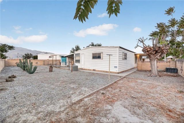 143 Palomar, San Jacinto, CA 92582