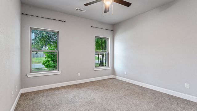 1070 Nemett Circle, Pea Ridge, AR 72751