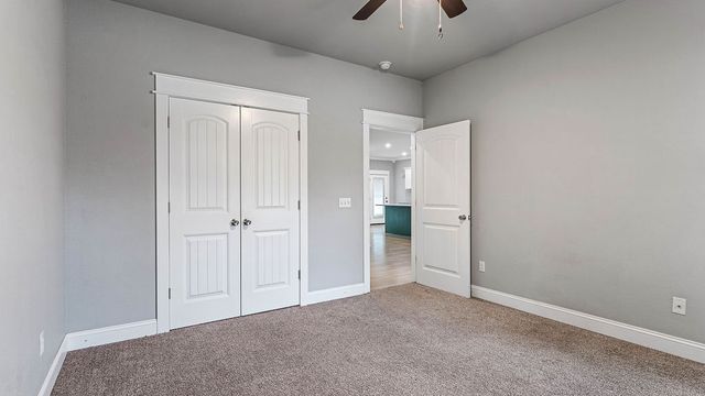 1070 Nemett Circle, Pea Ridge, AR 72751