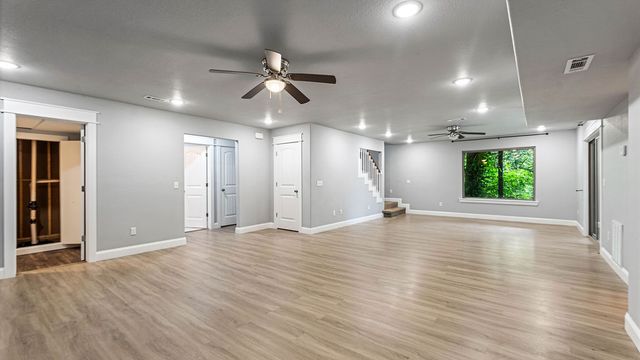1070 Nemett Circle, Pea Ridge, AR 72751