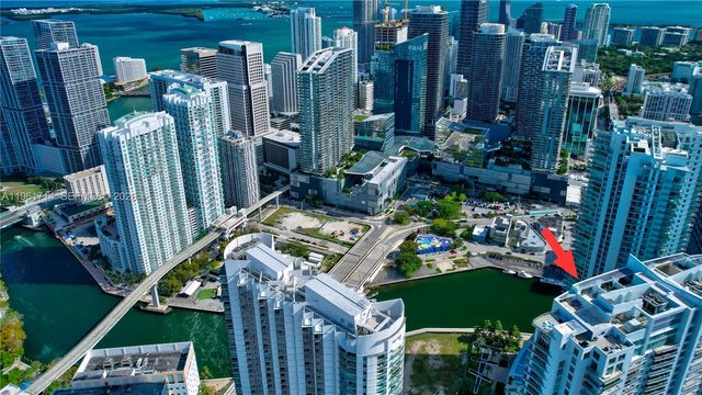 90 SW 3rd St TH706, Miami, FL 33130