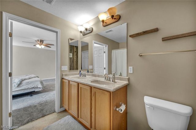 5247 Otten Road, North Ridgeville, OH 44039