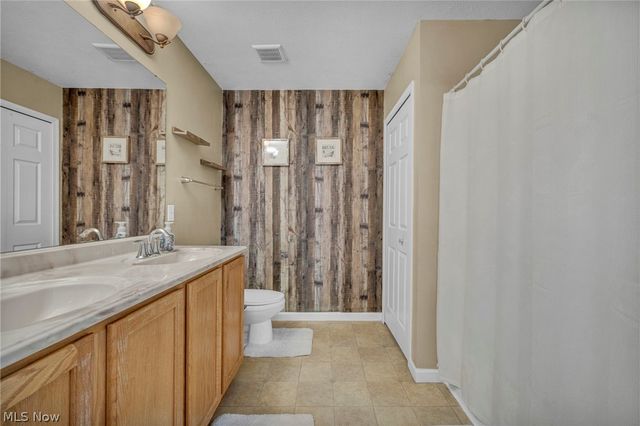 5247 Otten Road, North Ridgeville, OH 44039