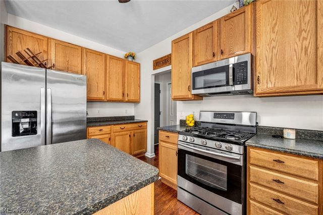 5247 Otten Road, North Ridgeville, OH 44039