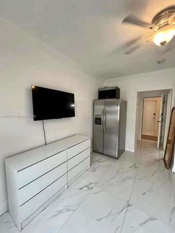 1455 Michigan Ave 15, Miami Beach, FL 33139