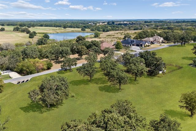 32 Pronghorn Drive, Gordonville, TX 76245