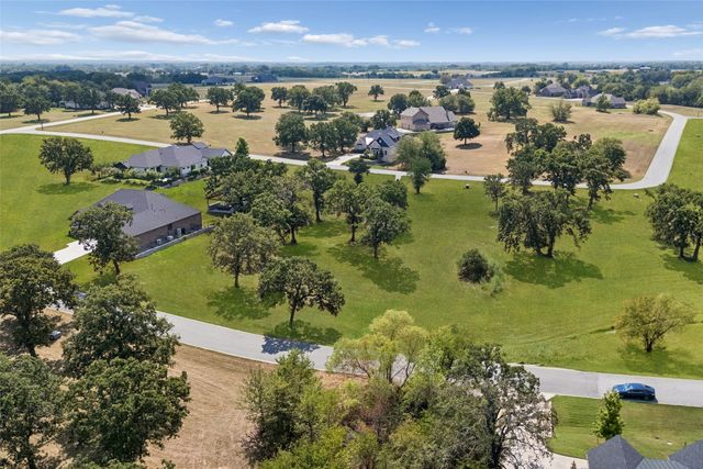 32 Pronghorn Drive, Gordonville, TX 76245