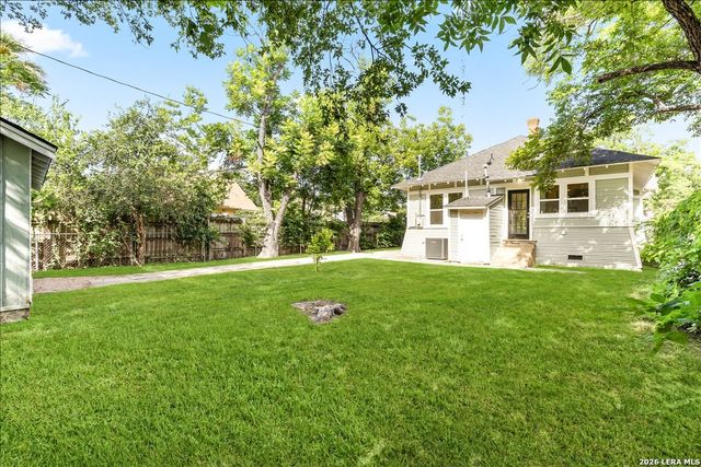 524 Hunstock Ave, San Antonio, TX 78210