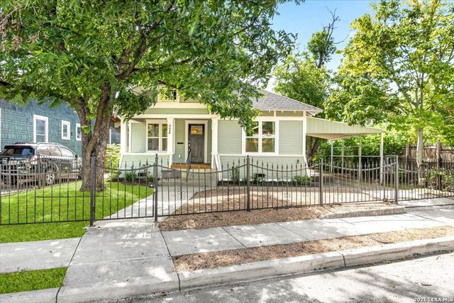 524 Hunstock Ave, San Antonio, TX 78210