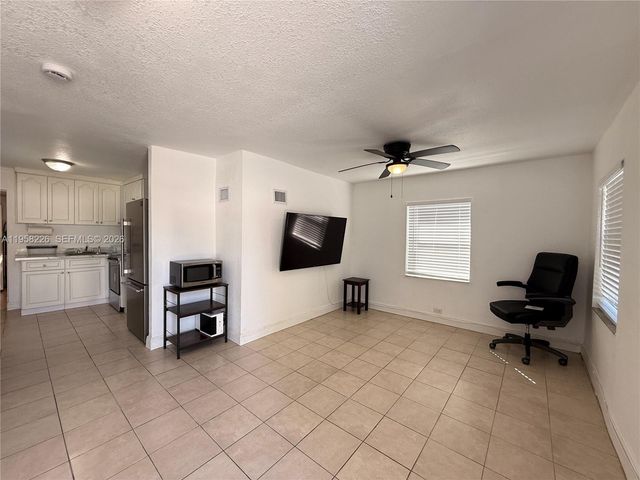 2280 NE 136th St 2280, North Miami Beach, FL 33181