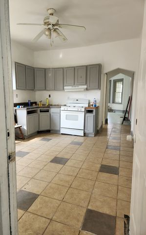 10305 S Avenue J, Chicago, IL 60617